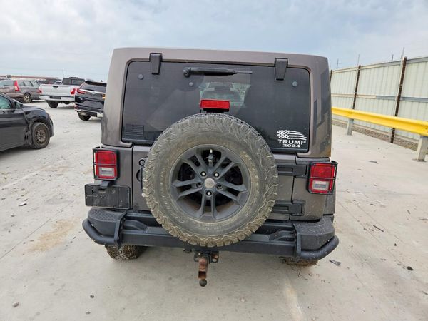2017 JEEP WRANGLER UNLIMITED SAHARA 4X4