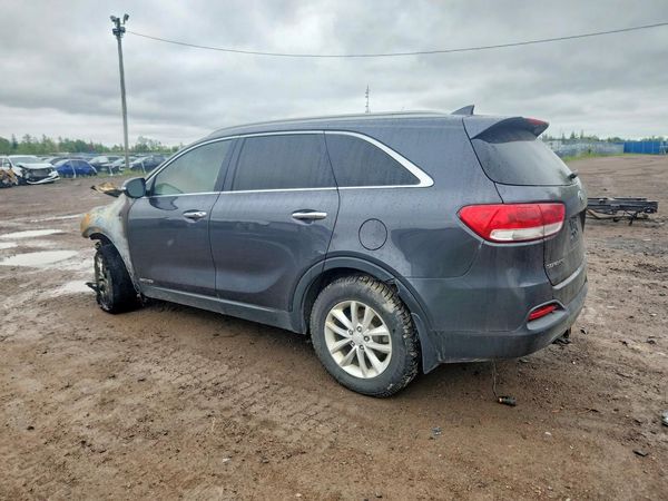2017 KIA SORENTO L, LX