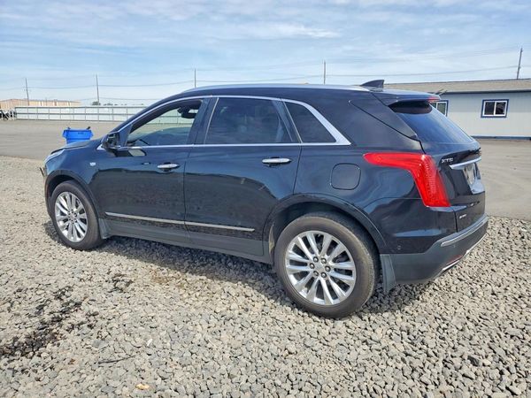 2017 CADILLAC XT5 Platinum