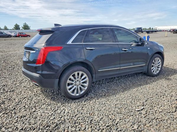 2017 CADILLAC XT5 Platinum