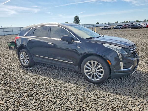 2017 CADILLAC XT5 Platinum