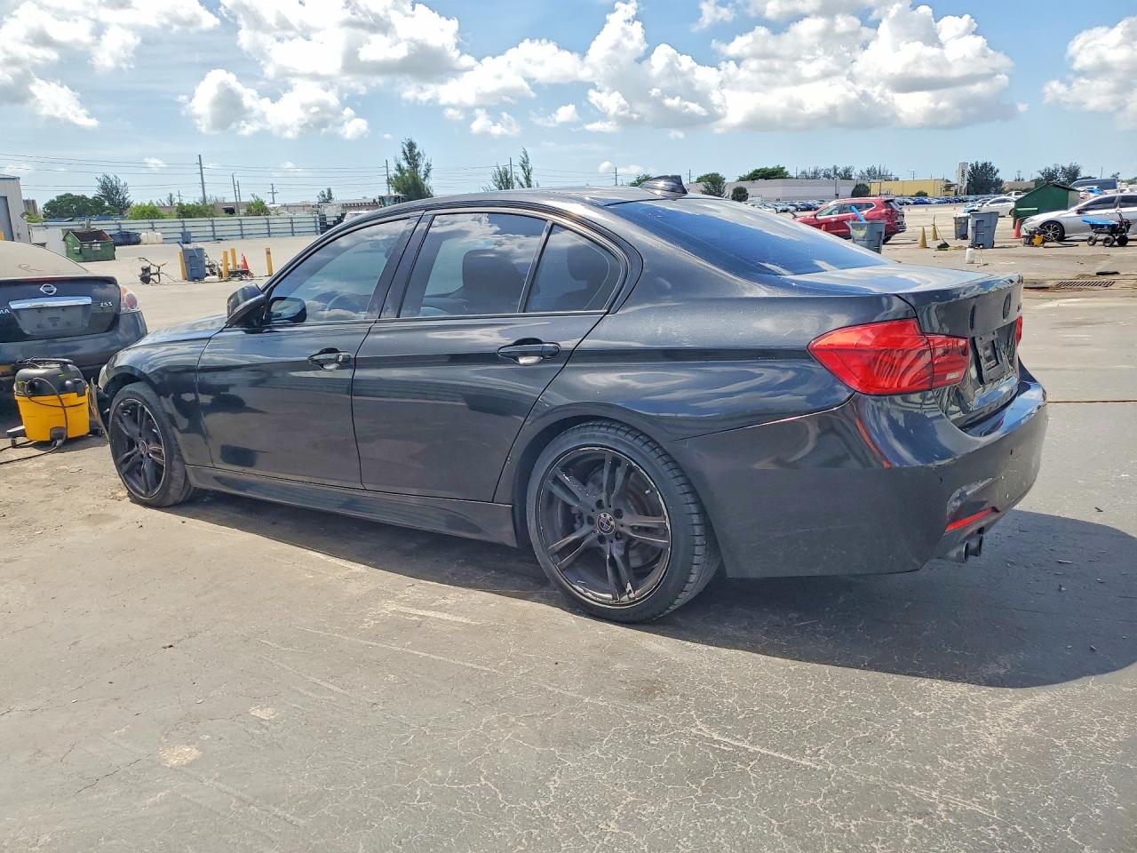 2016 BMW 328
