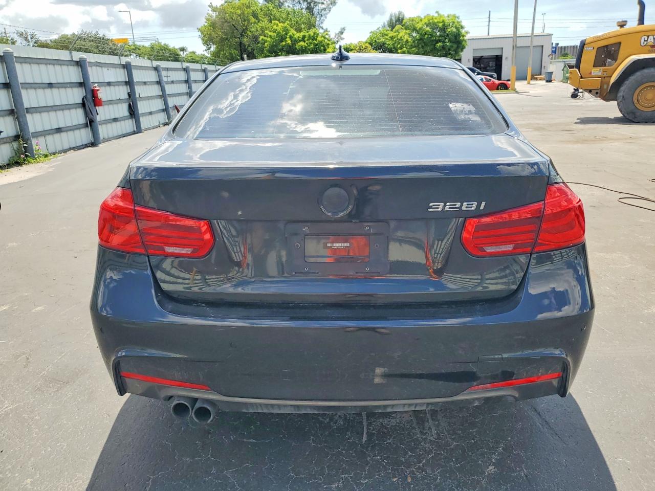 2016 BMW 328