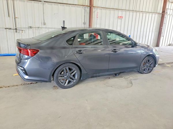 2021 KIA FORTE GT Line