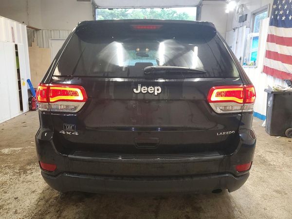 2018 JEEP GRAND CHEROKEE LAREDO 4X4