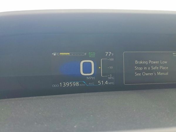 2016 TOYOTA PRIUS