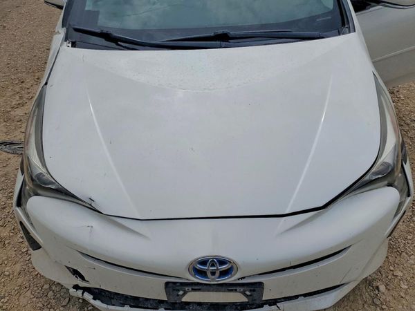 2016 TOYOTA PRIUS