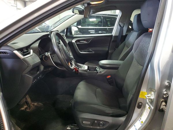 2019 TOYOTA RAV4 XLE / XLE Premium 4WD