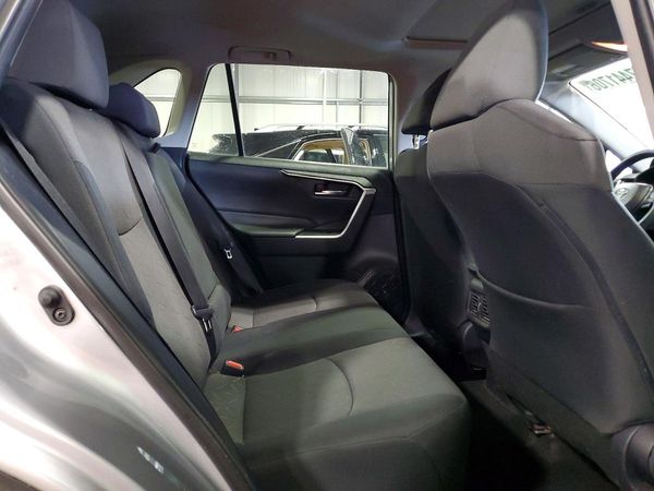 2019 TOYOTA RAV4 XLE / XLE Premium 4WD