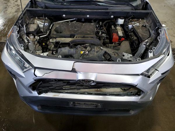 2019 TOYOTA RAV4 XLE / XLE Premium 4WD