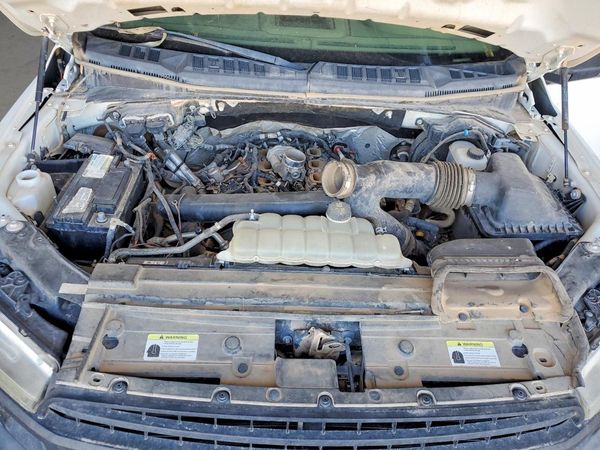2019 FORD F150 Super Crew - Police — Engine bay