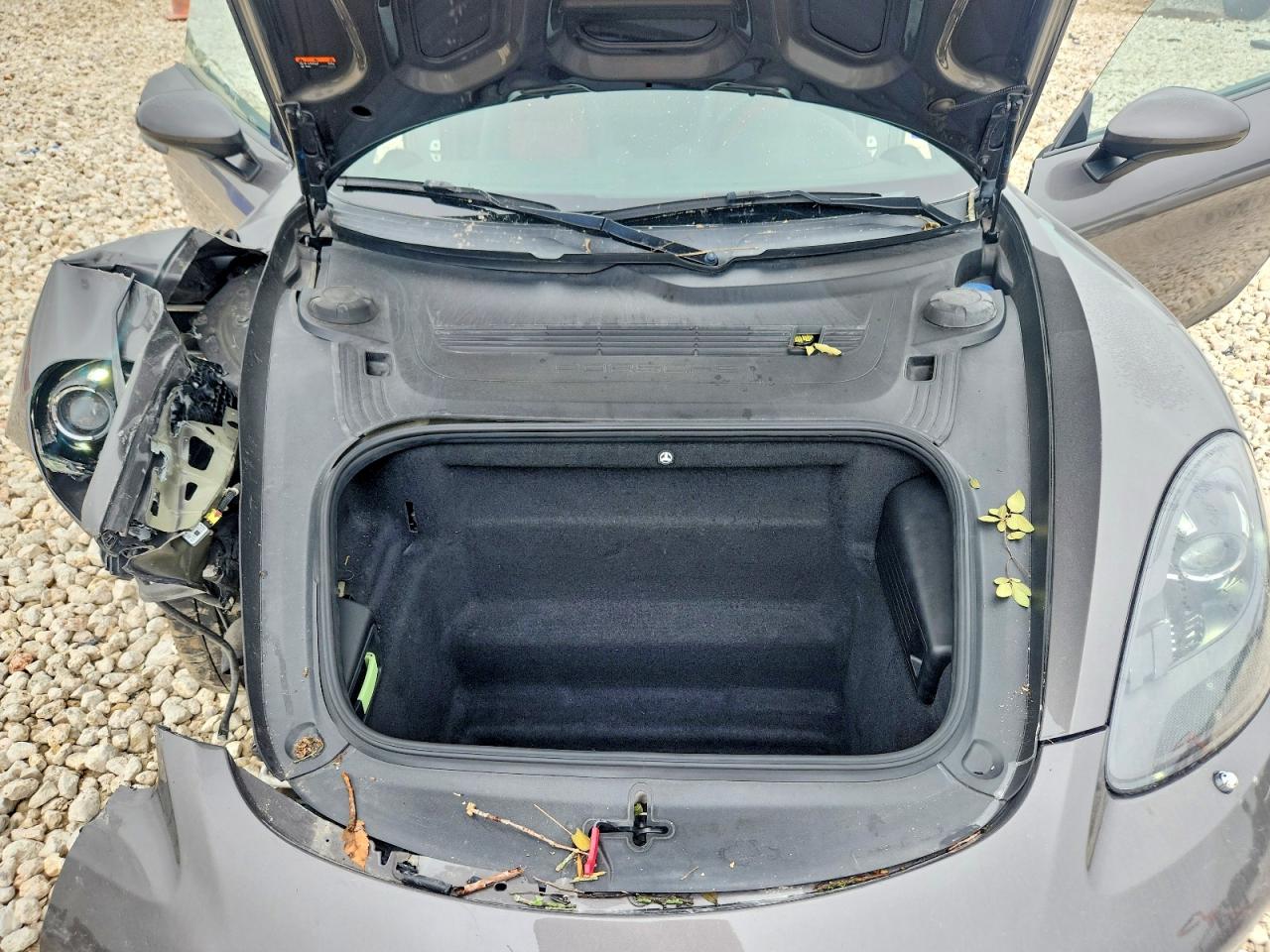 2018 PORSCHE CAYMAN