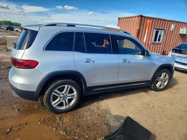 2020 MERCEDES-BENZ GLB