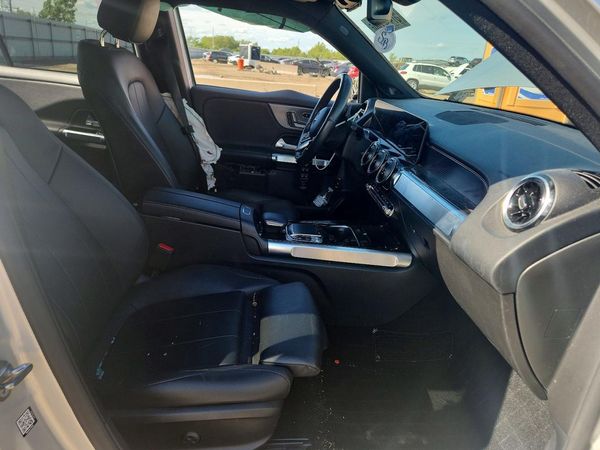 2020 MERCEDES-BENZ GLB