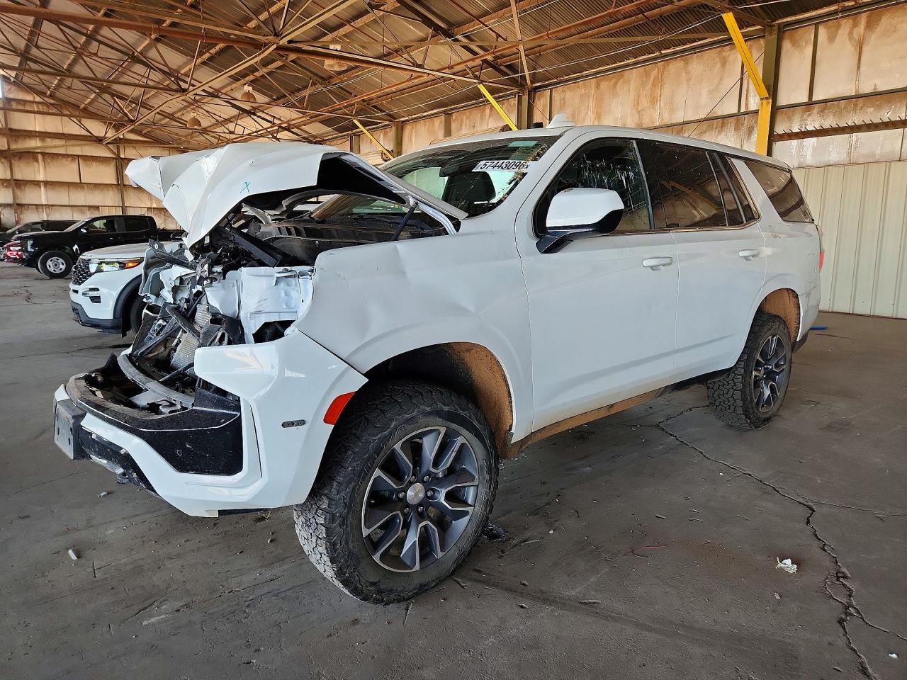 2024 CHEVROLET TAHOE FL — Front 3/4