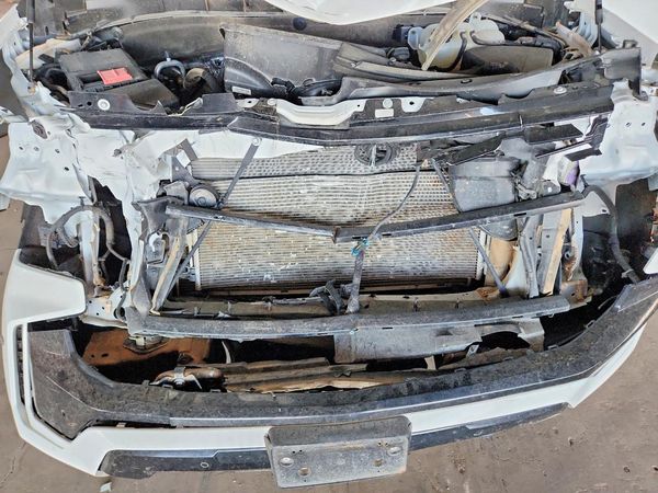 2024 CHEVROLET TAHOE FL — Engine bay