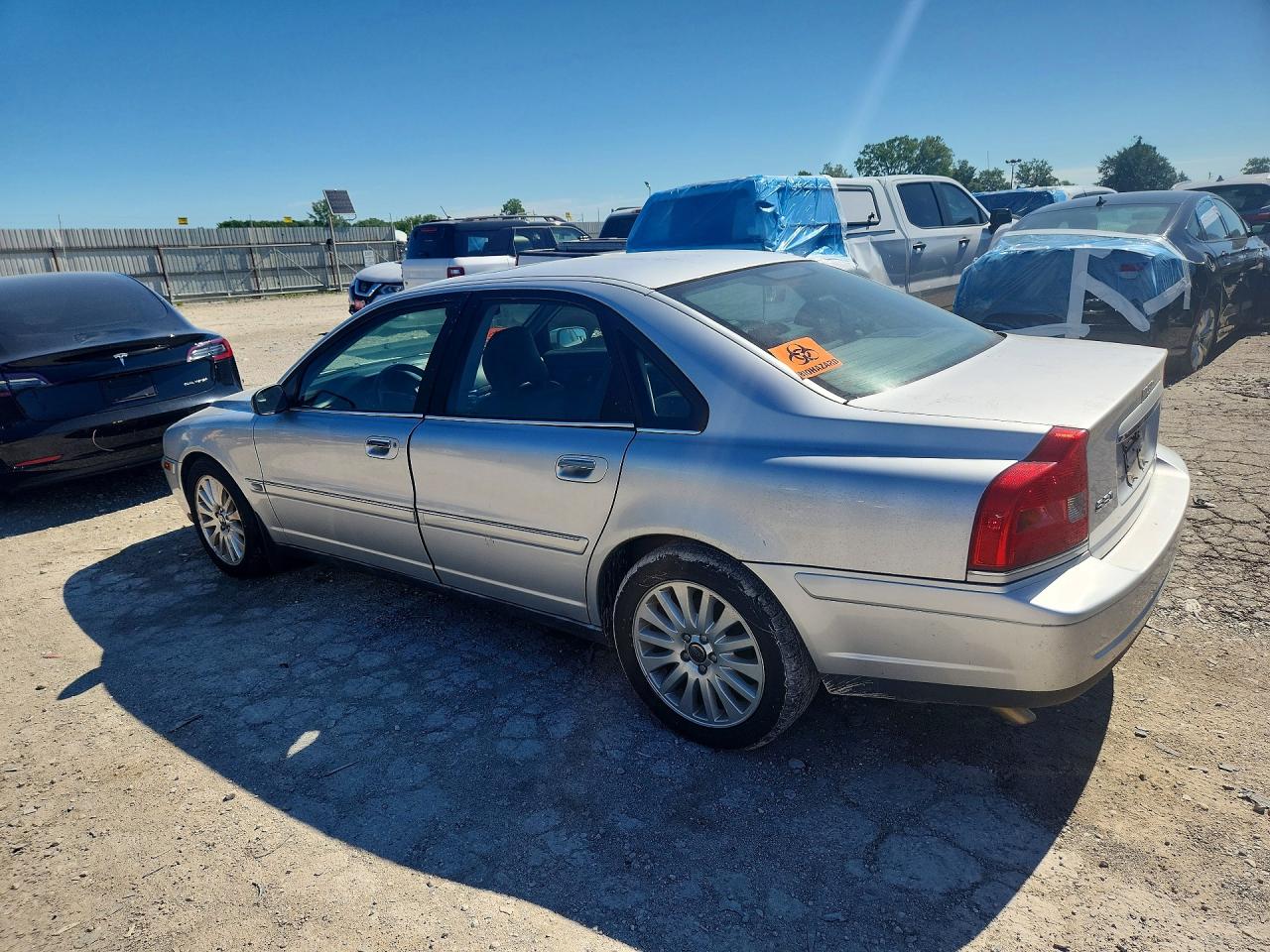 2004 VOLVO S80