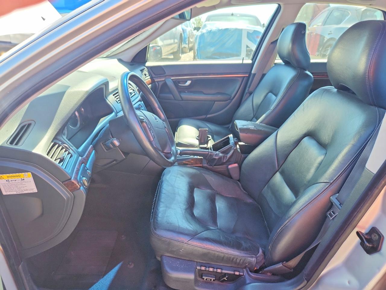 2004 VOLVO S80