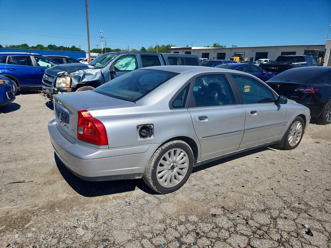 2004 VOLVO S80