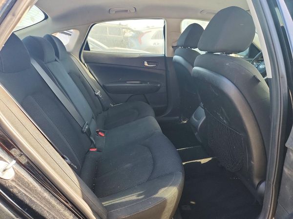 2019 KIA OPTIMA LX, S