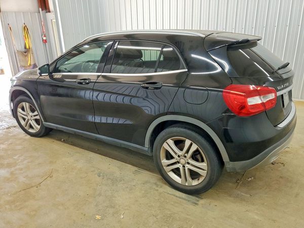 2017 MERCEDES-BENZ GLA GLA250