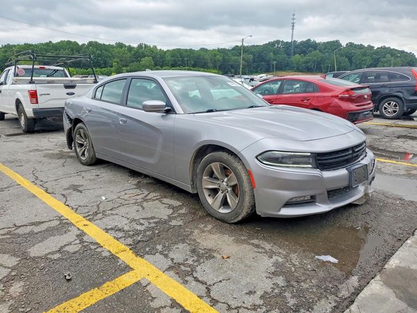 2018 DODGE CHARGER SXT Plus