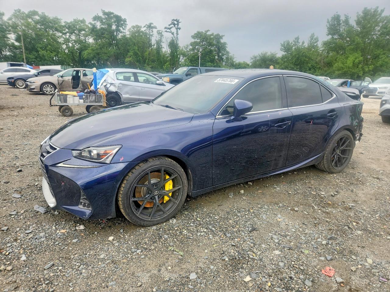2017 LEXUS IS