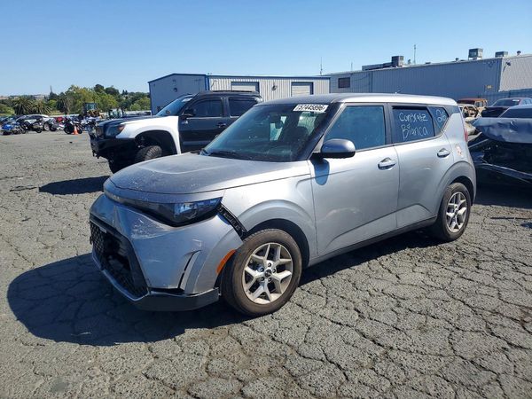 2024 KIA SOUL LX, S