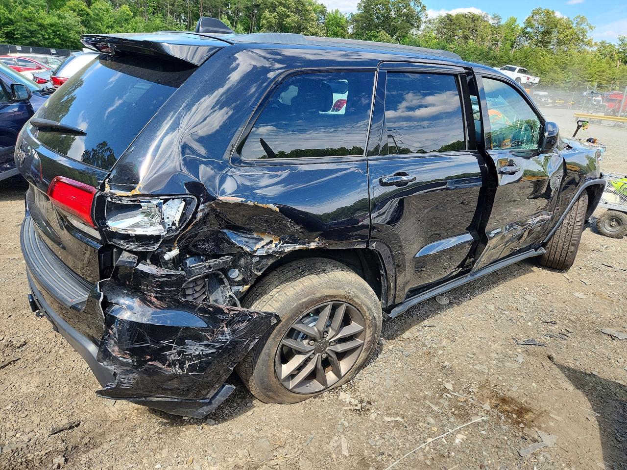 2016 JEEP GRAND CHEROKEE LAREDO 4X4