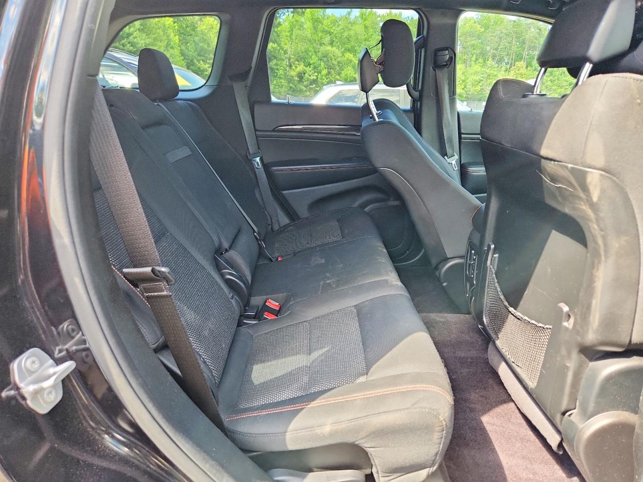 2016 JEEP GRAND CHEROKEE LAREDO 4X4