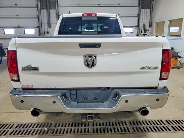 2013 RAM 1500 SLT