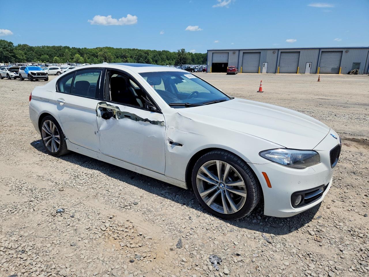 2016 BMW 528