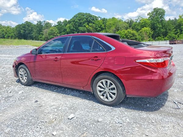 2016 TOYOTA CAMRY