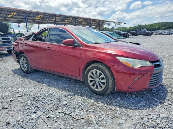 2016 TOYOTA CAMRY