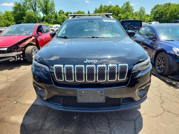 2019 JEEP CHEROKEE LATITUDE PLUS 4X4