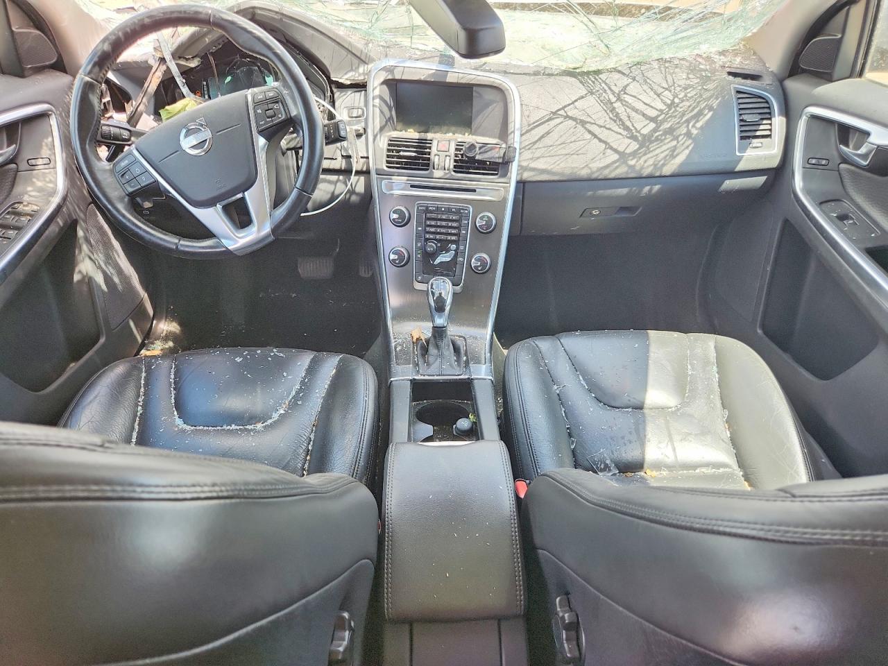 2014 VOLVO XC60