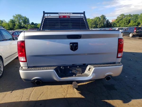 2018 RAM 1500 ST