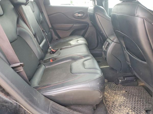 2022 JEEP CHEROKEE TRAILHAWK 4X4