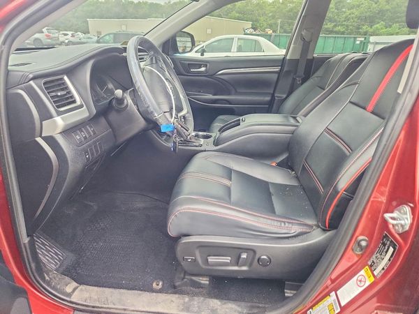 2019 TOYOTA HIGHLANDER SE/XLE