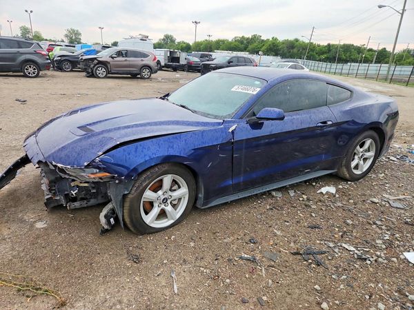 2019 FORD MUSTANG I4 Coupe — Front 3/4