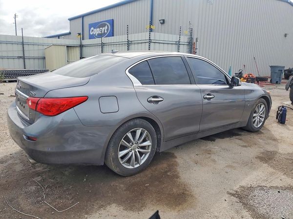 2017 INFINITI Q50
