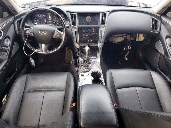 2017 INFINITI Q50