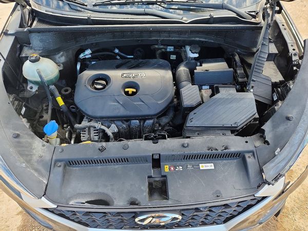 2020 HYUNDAI TUCSON SE
