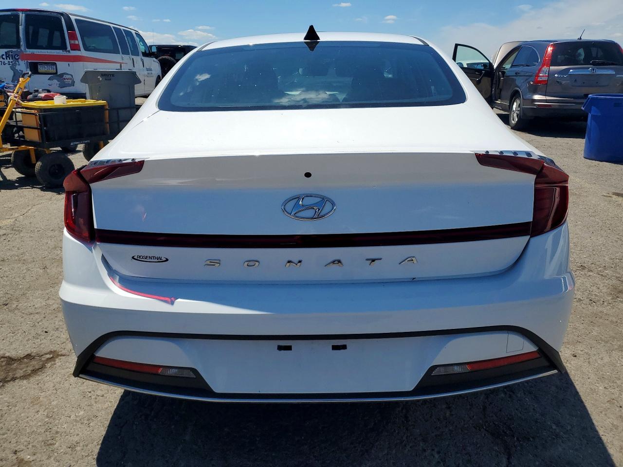 2023 HYUNDAI SONATA SE