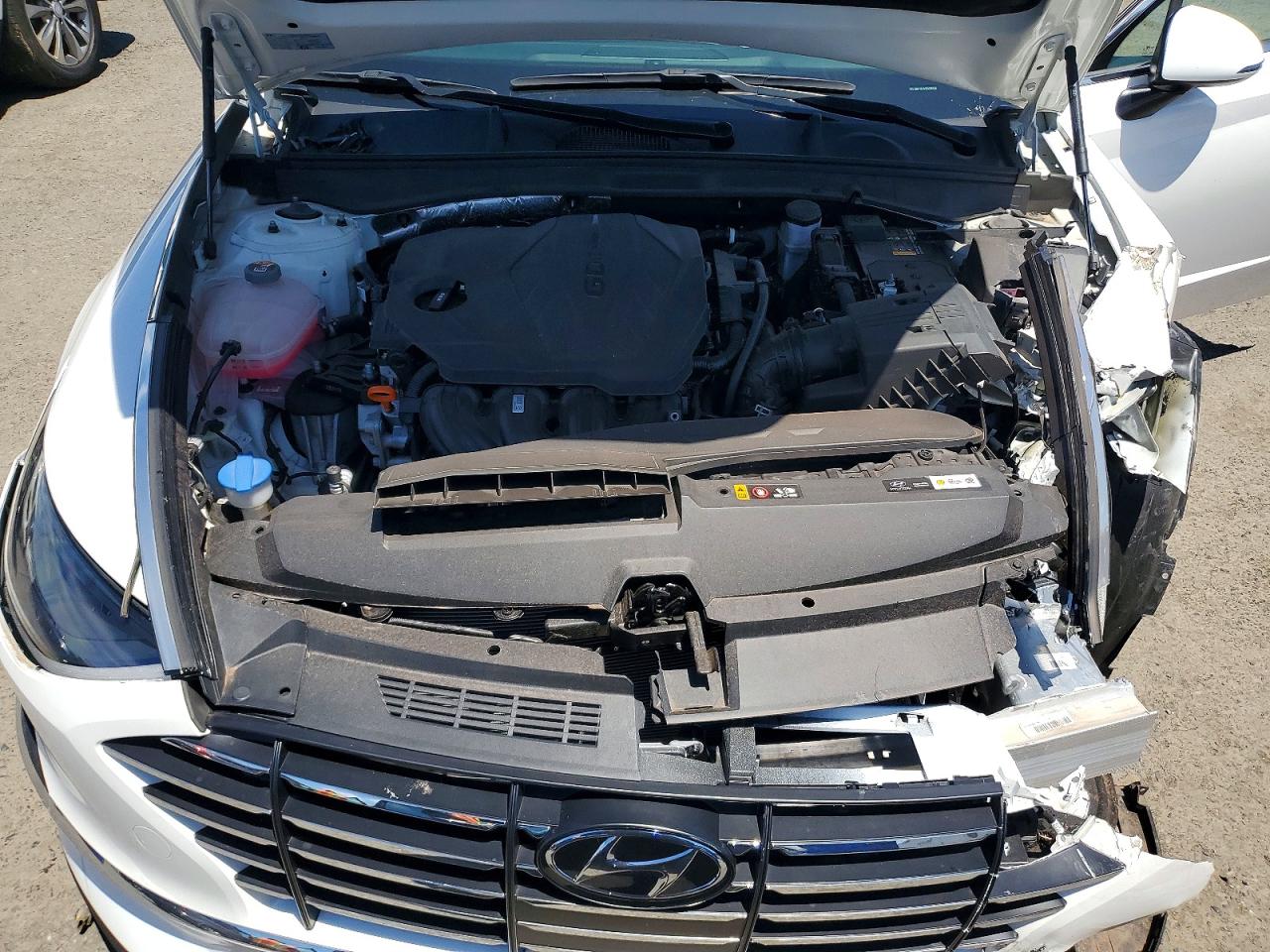 2023 HYUNDAI SONATA SE