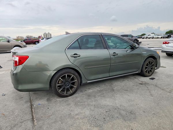 2012 TOYOTA CAMRY Hybrid
