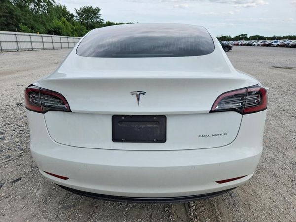 2019 TESLA MODEL 3