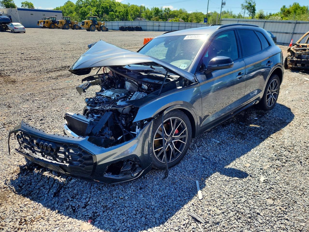 2025 AUDI SQ5 quattro Premium Plus