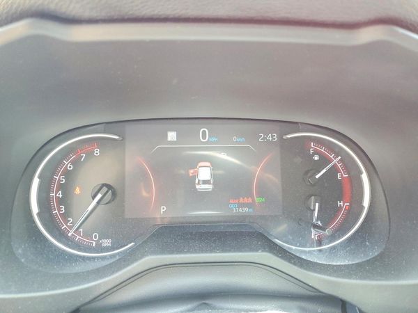 2023 TOYOTA RAV4 XLE