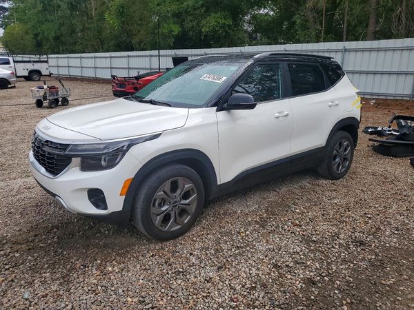 2024 KIA SELTOS S, X-Line